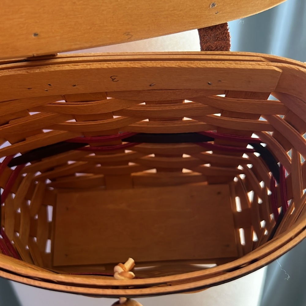 Handmade vintage basket purse - Picture 5 of 12